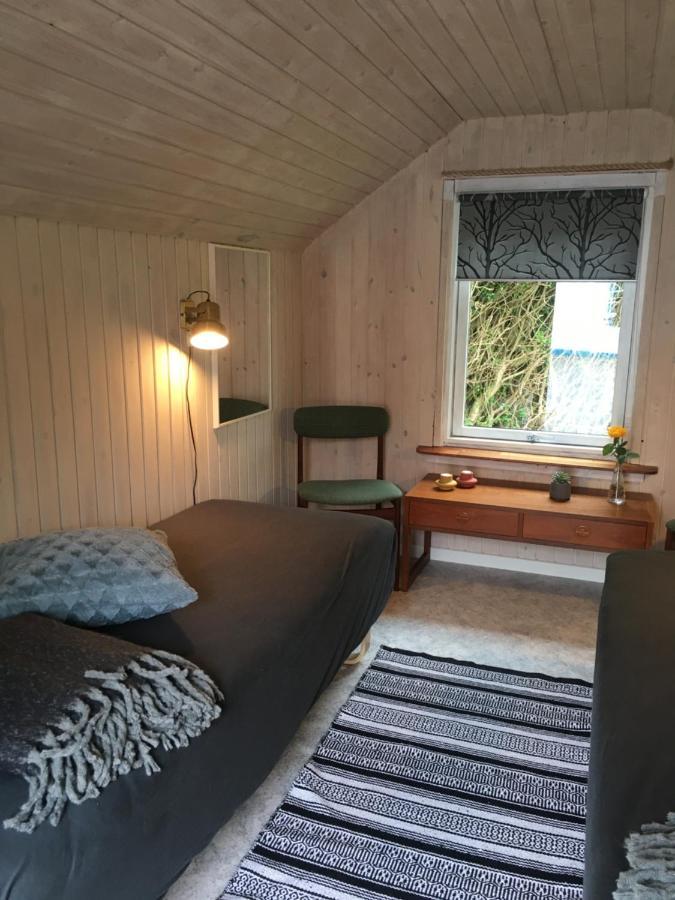 Stunning Romantic Cabin Close To Baltic See Idestrup Екстериор снимка